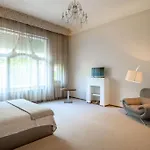 Elegant Opera Residence